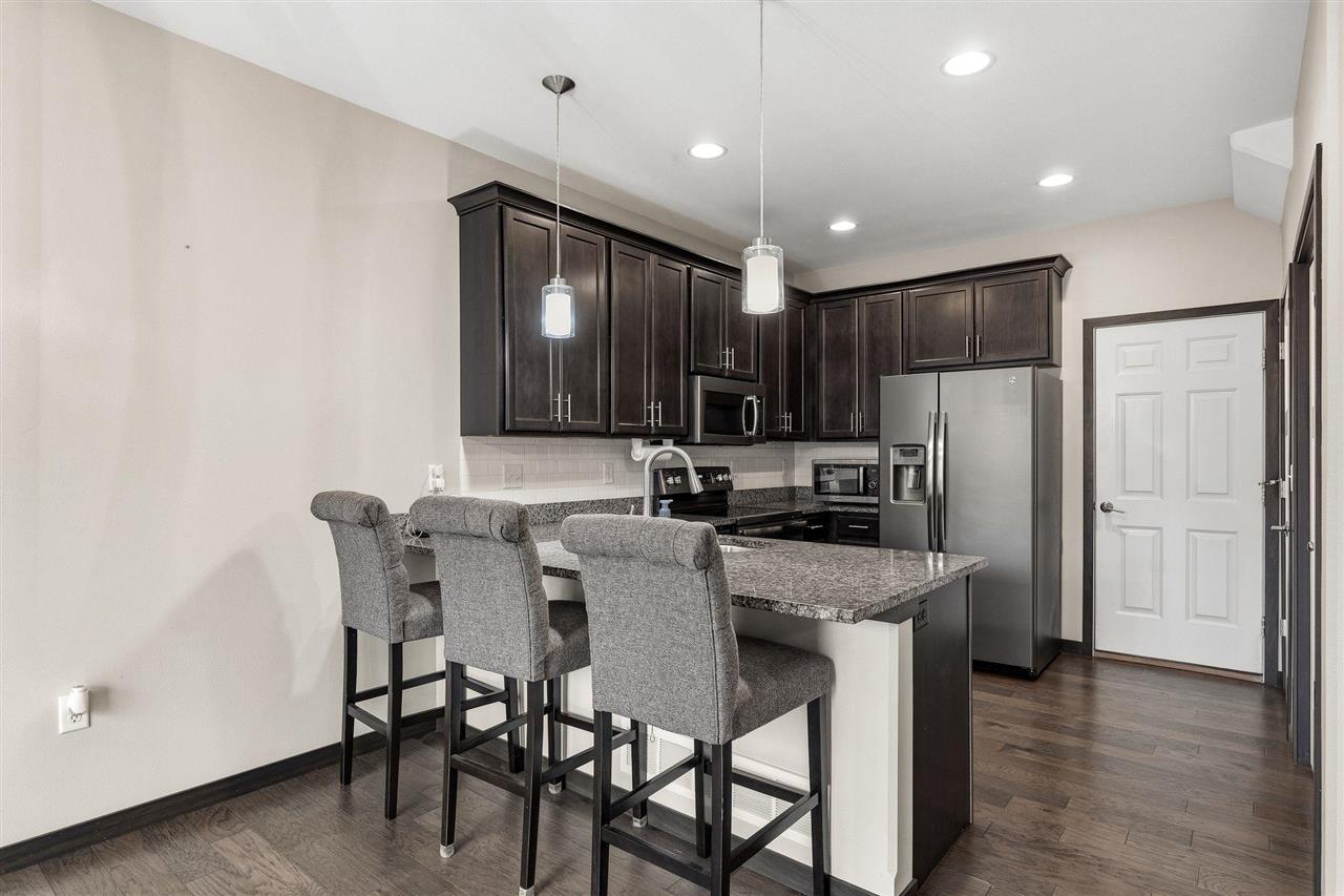 19 Holiday Ridge Lane Coralville IA 52241
