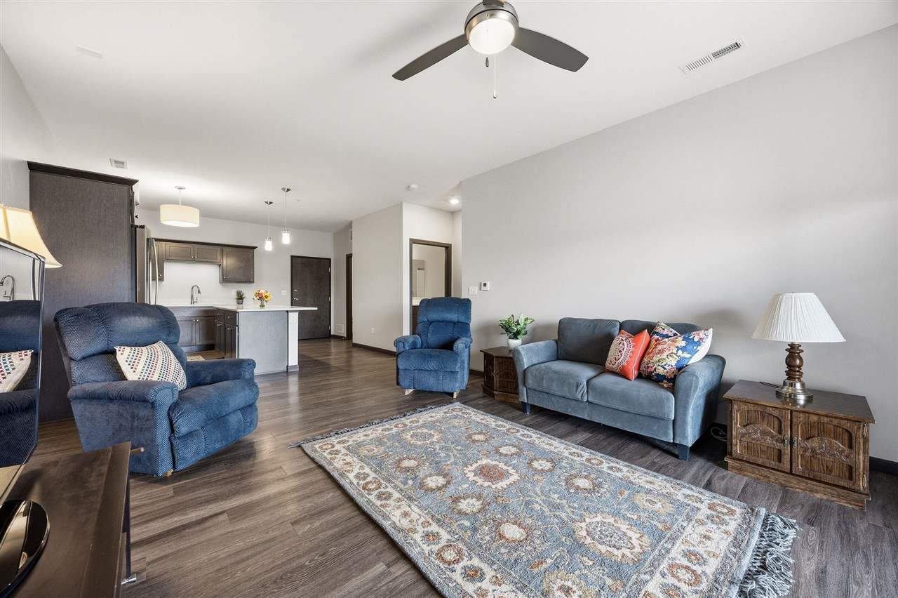 2871 Spring Rose Circle Coralville IA 52241