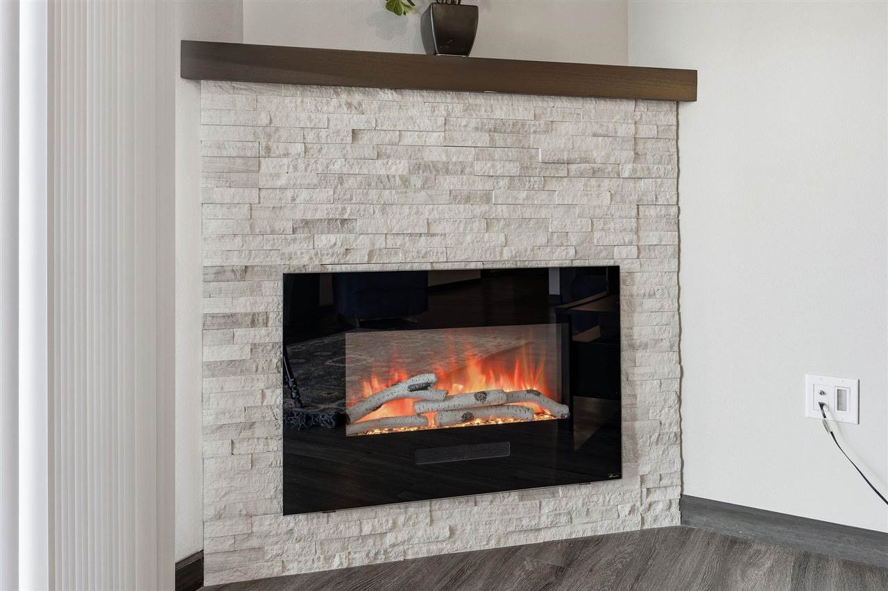 2871 Spring Rose Circle Coralville IA 52241