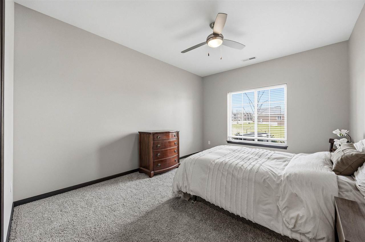 2871 Spring Rose Circle Coralville IA 52241