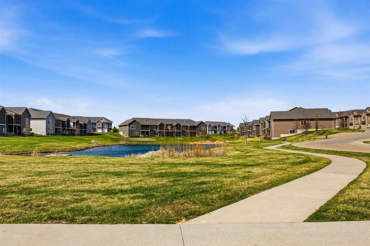 2871 Spring Rose Circle Coralville IA 52241