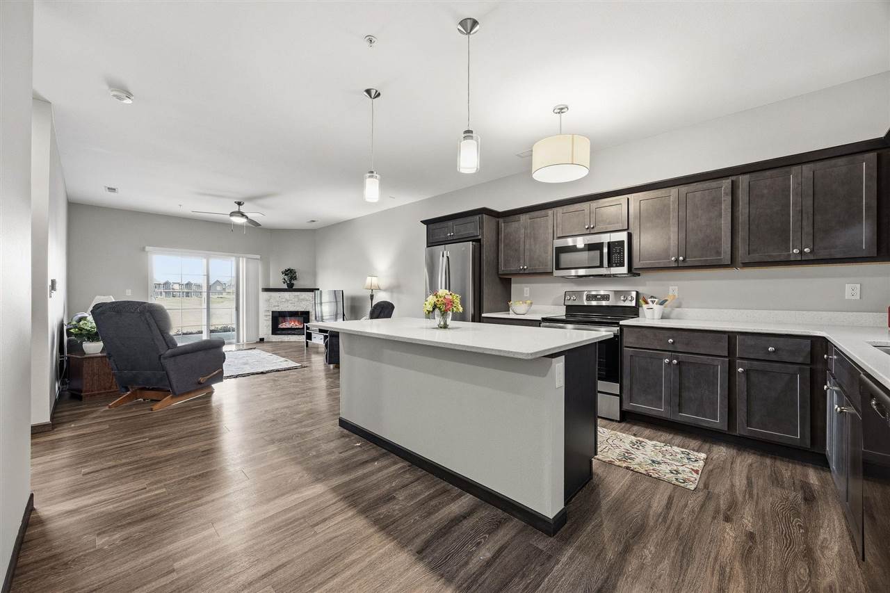 2871 Spring Rose Circle Coralville IA 52241