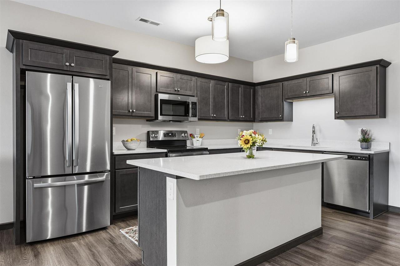 2871 Spring Rose Circle Coralville IA 52241