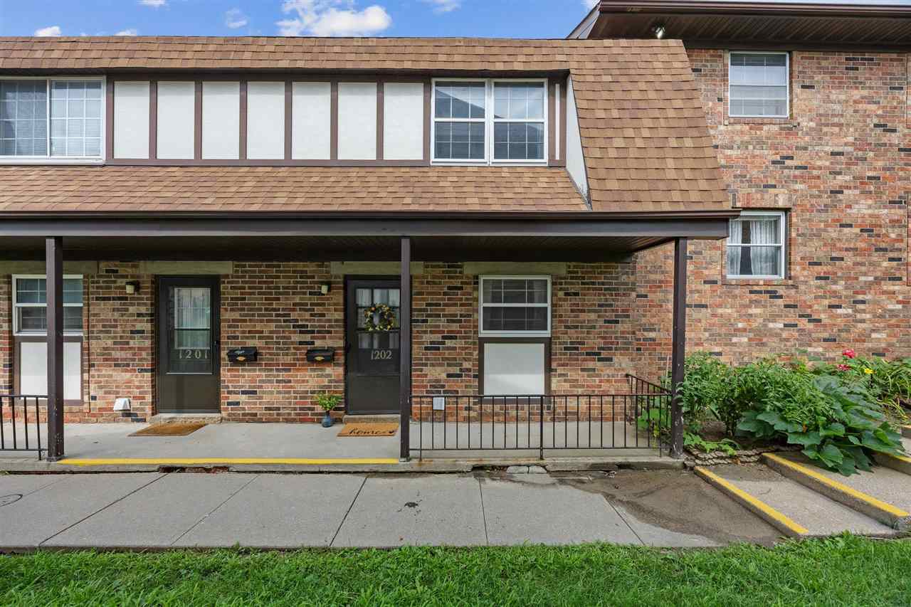 1202 21st Ave Place Coralville IA 52241