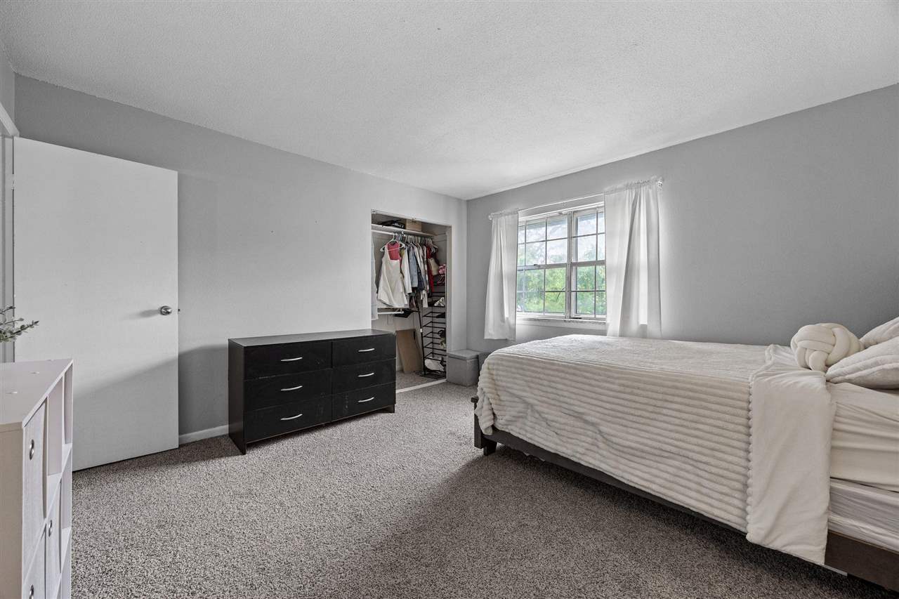 1202 21st Ave Place Coralville IA 52241