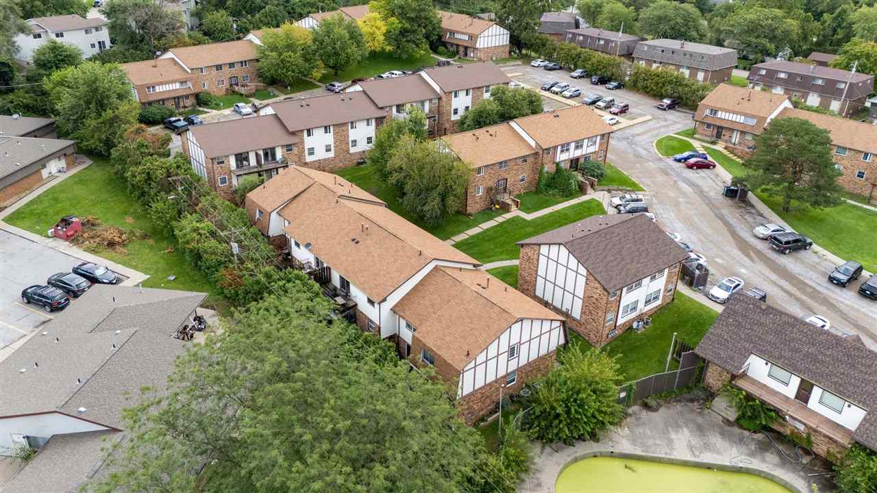 1202 21st Ave Place Coralville IA 52241