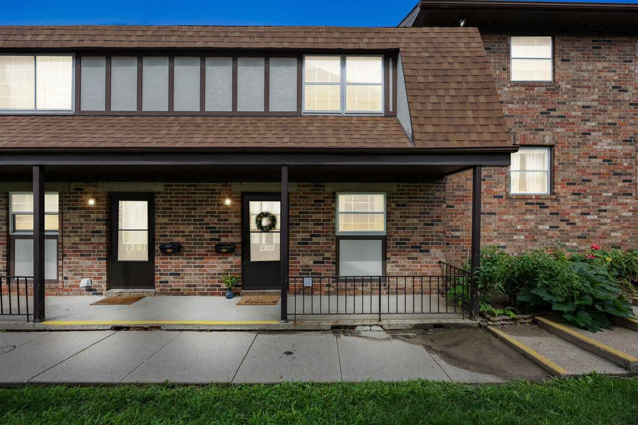 1202 21st Ave Place Coralville IA 52241