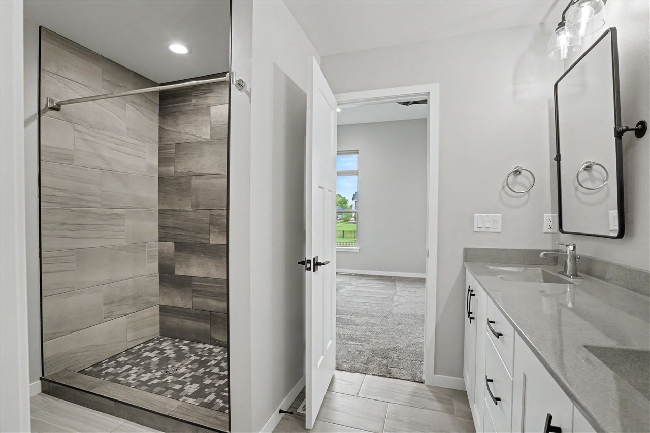 1083 Dubs Drive Iowa City IA 52246