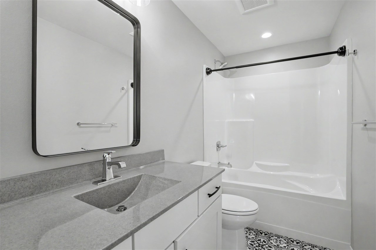 1083 Dubs Drive Iowa City IA 52246