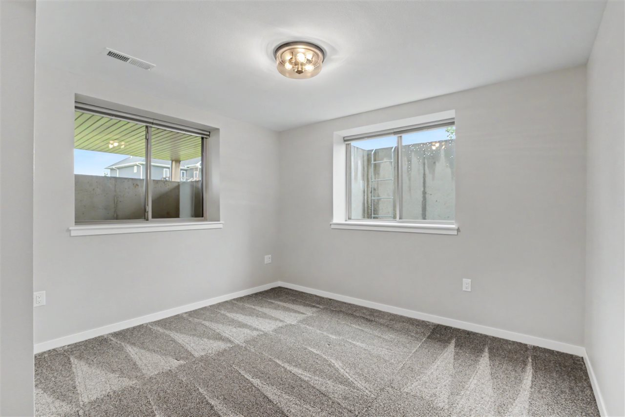 1083 Dubs Drive Iowa City IA 52246