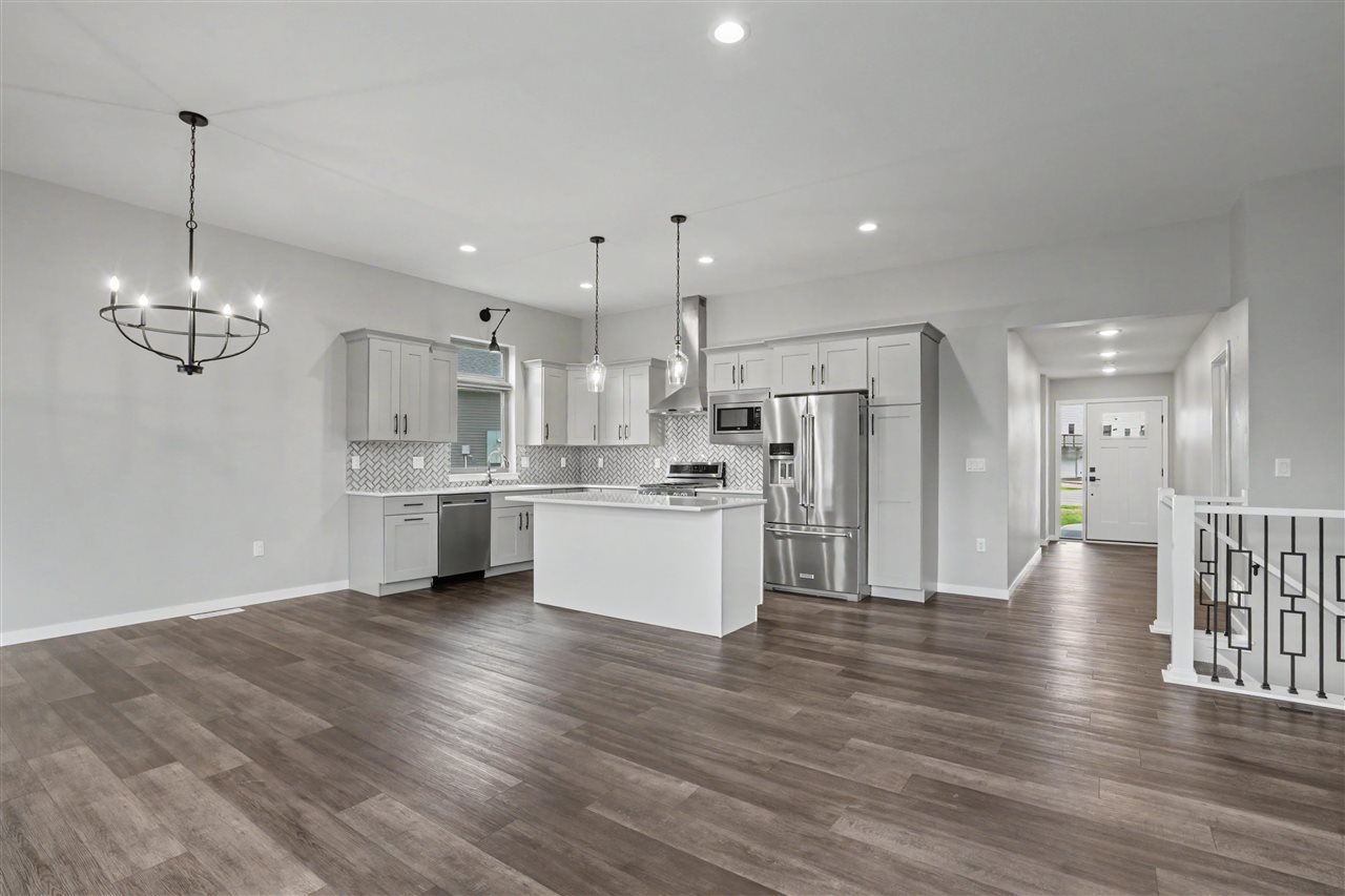 1083 Dubs Drive Iowa City IA 52246