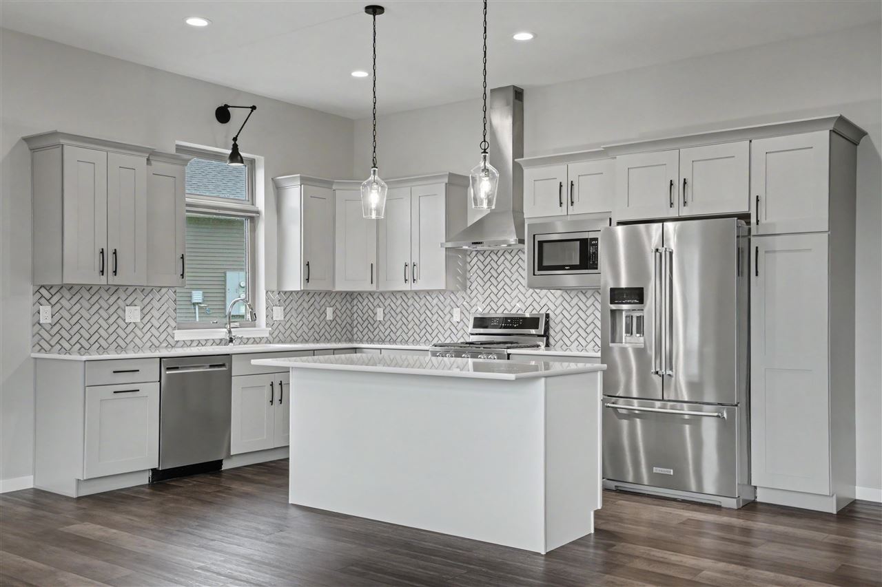 1083 Dubs Drive Iowa City IA 52246