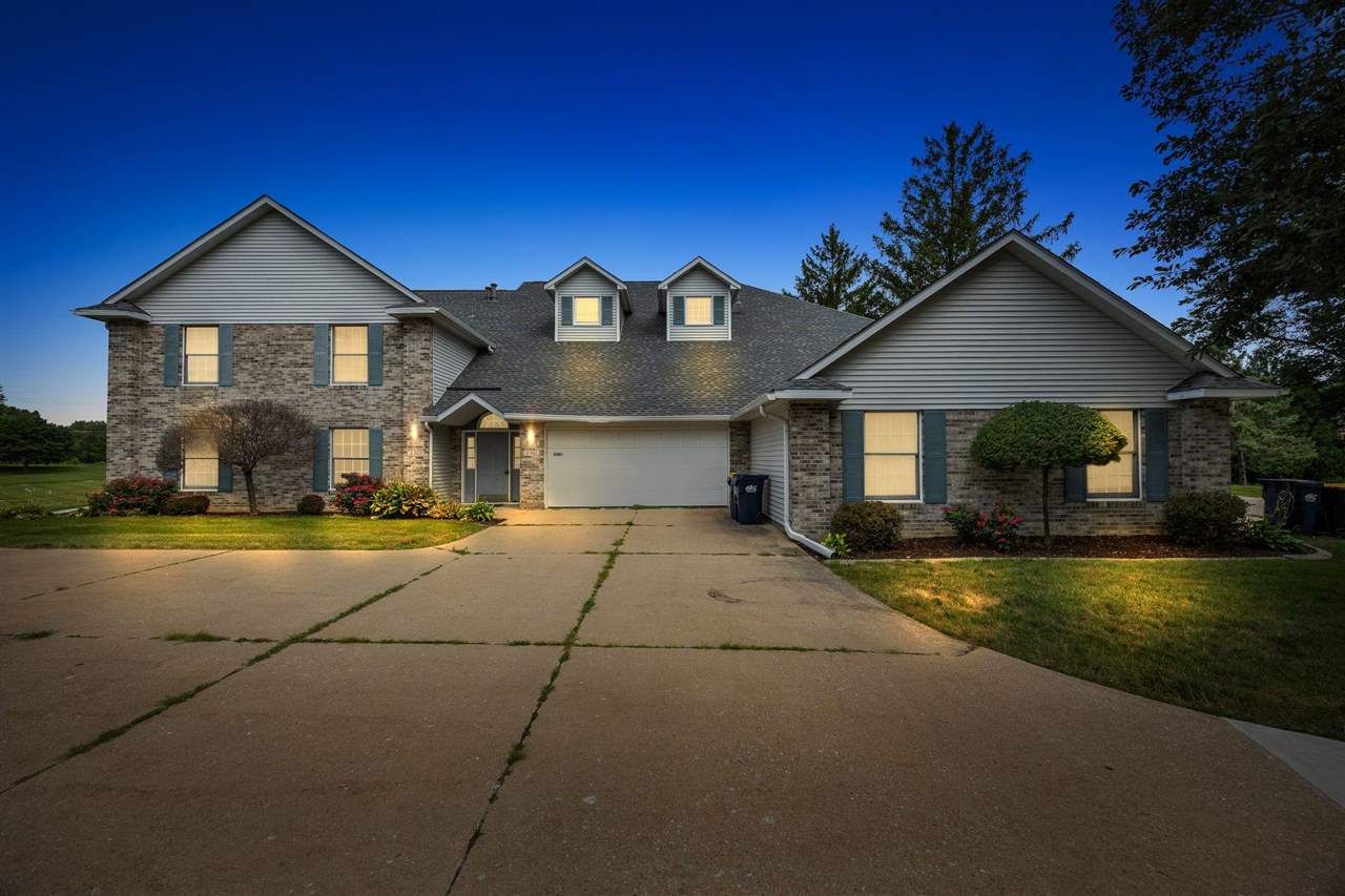 Iowa City IA, 2301 Willowbrooke Lane