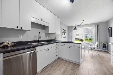 2301 Willowbrooke Lane Iowa City IA 52246