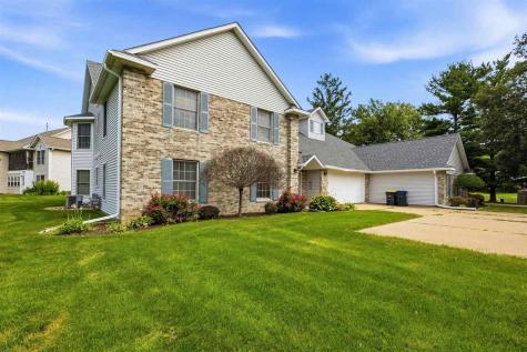 2301 Willowbrooke Lane Iowa City IA 52246