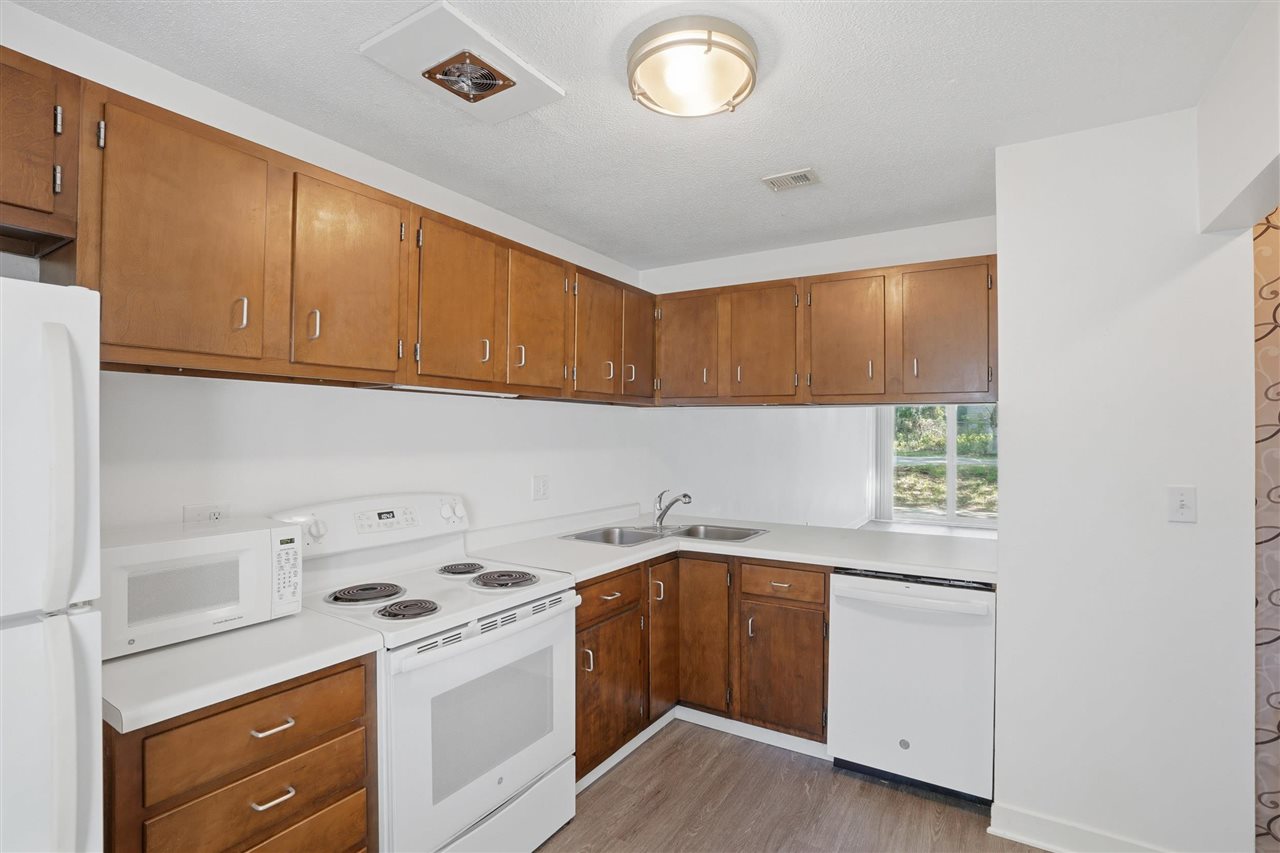 1220 Village Road Iowa City IA 52240