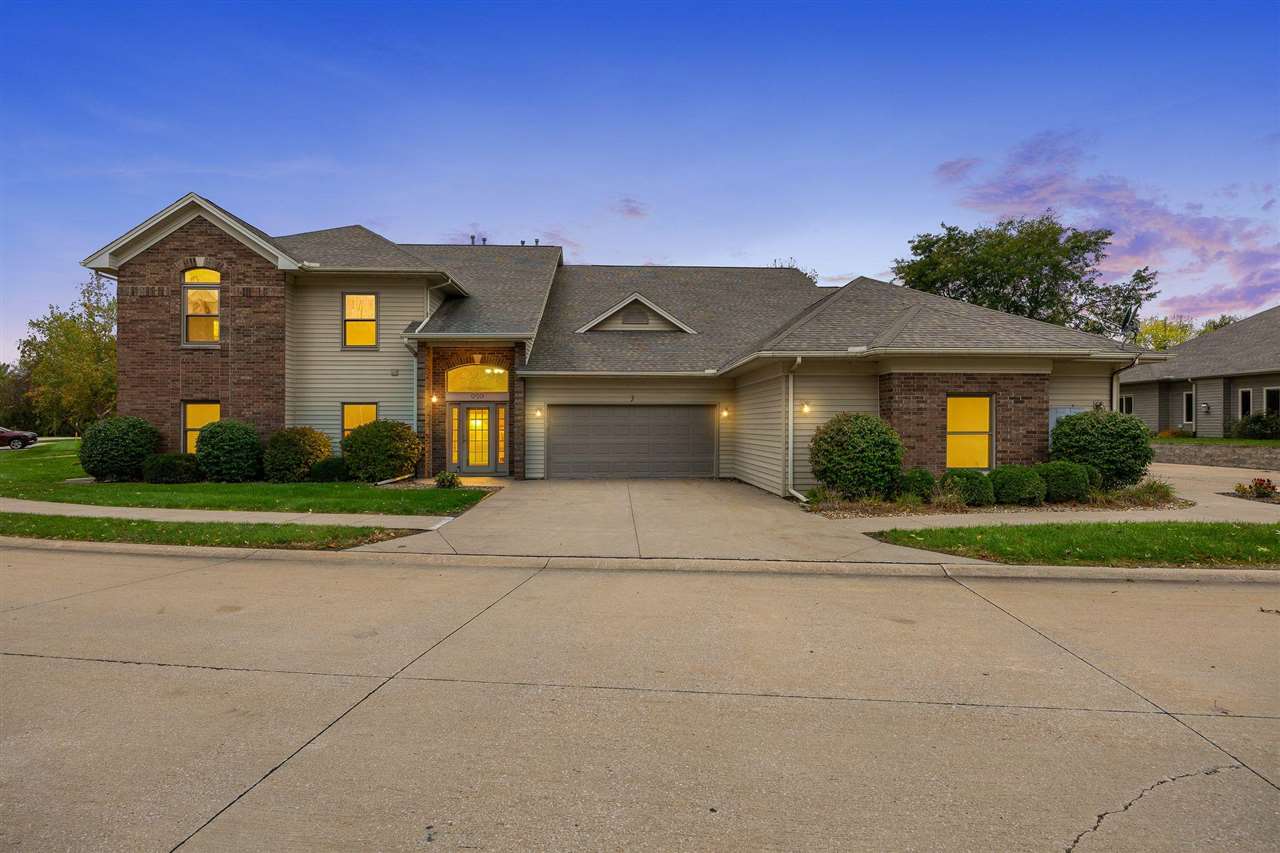 950 Applewood Court Coralville IA 52241