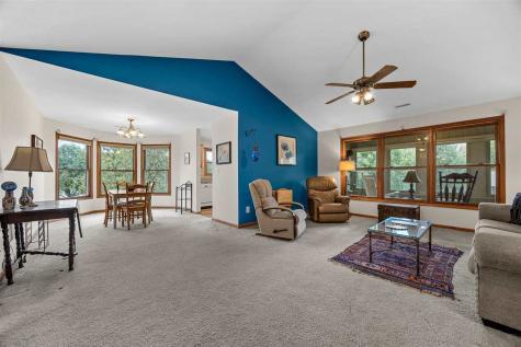 950 Applewood Court Coralville IA 52241