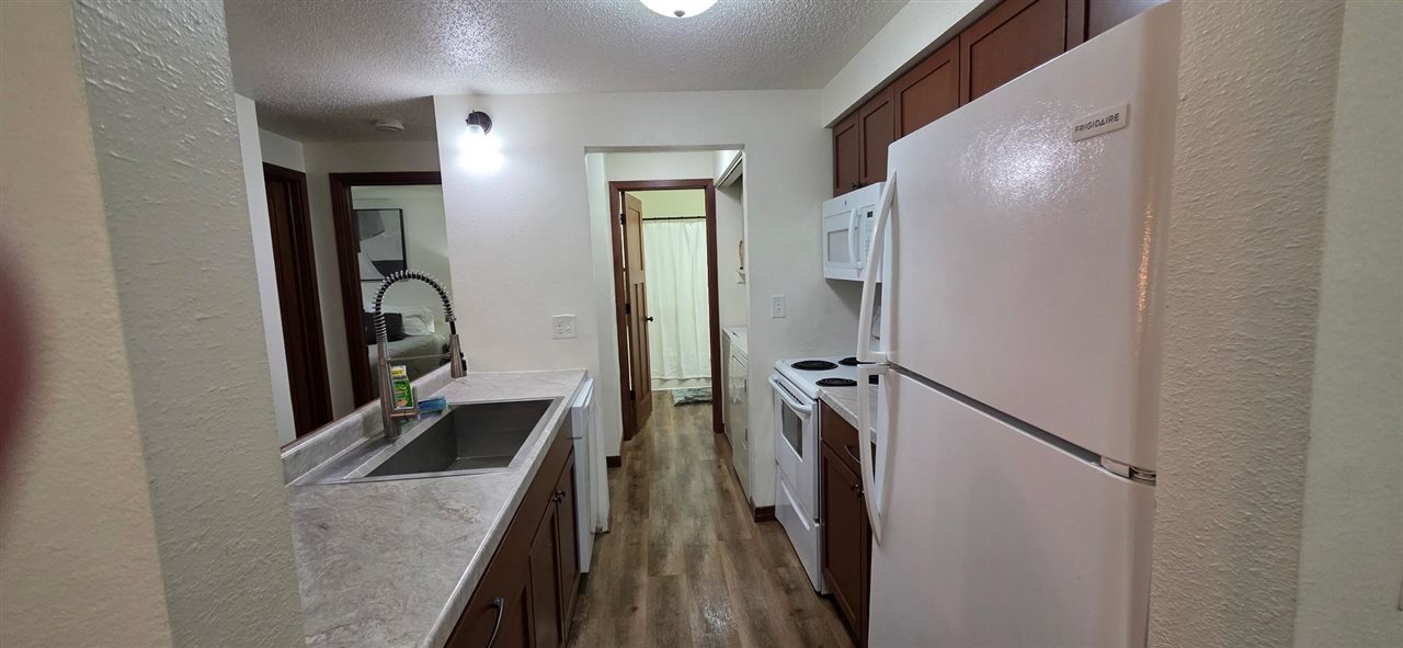 812 Benton Drive #14 Iowa City IA 52246