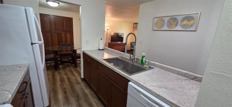 812 Benton Drive #14 Iowa City IA 52246
