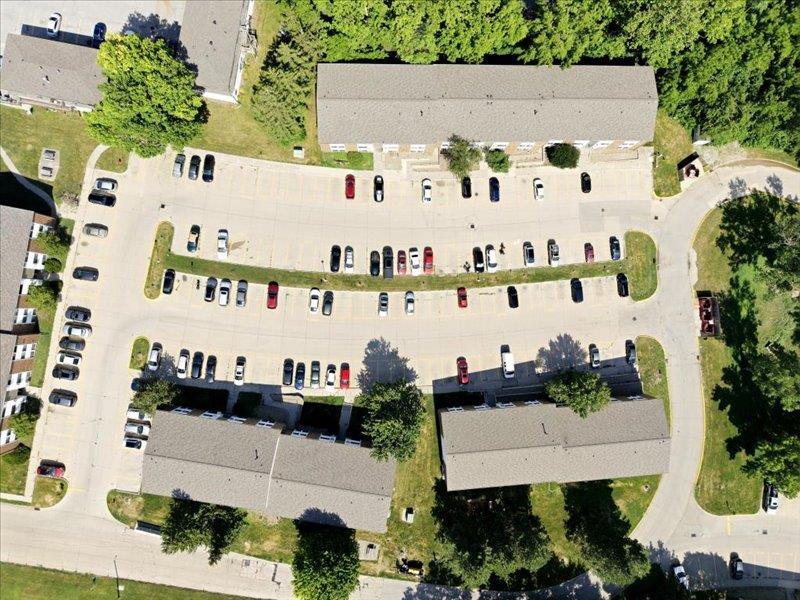 812 Benton Drive #14 Iowa City IA 52246