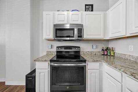 243 N Linn Street Iowa City IA 52245