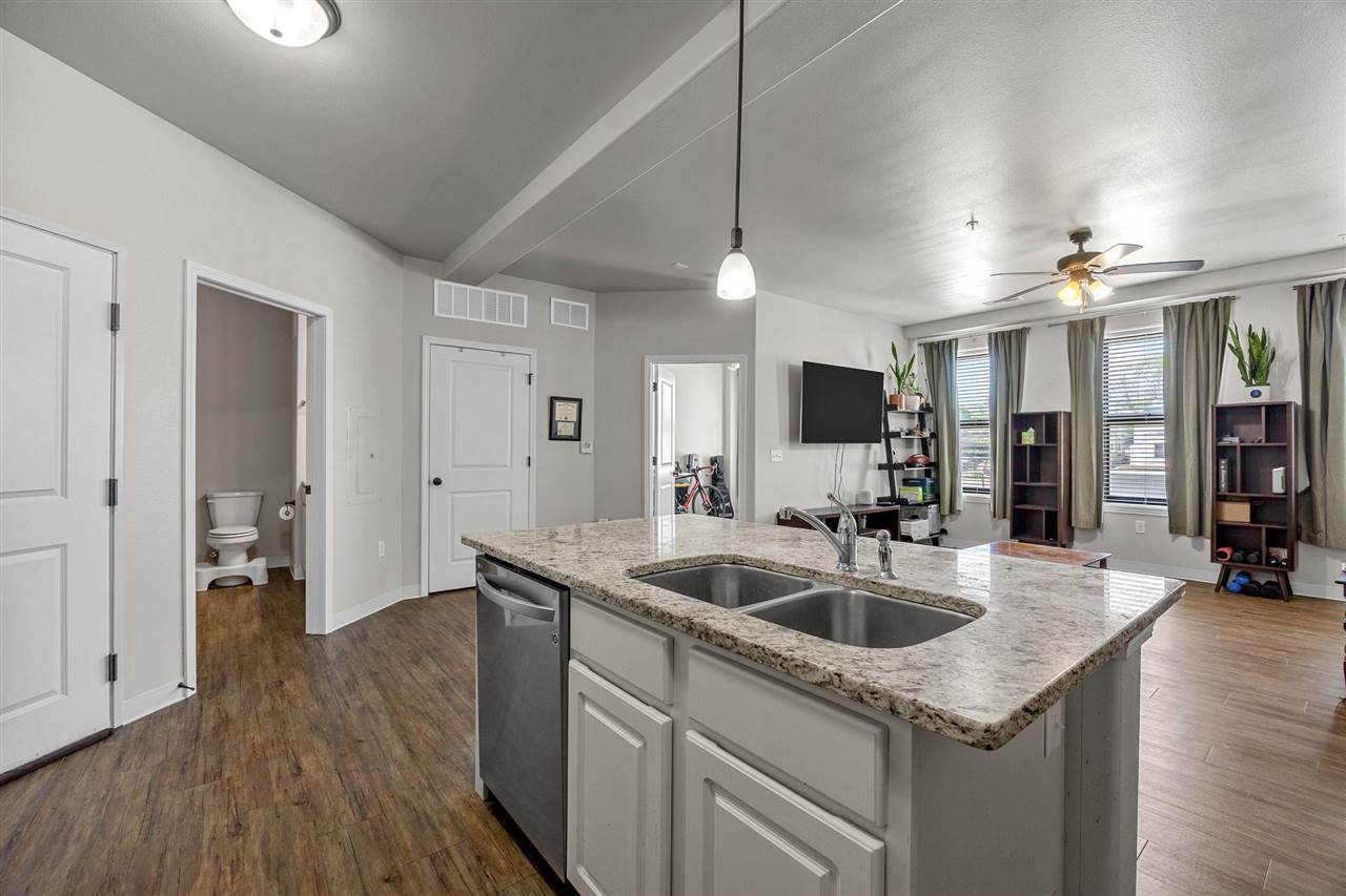 243 N Linn Street Iowa City IA 52245
