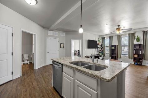 243 N Linn Street Iowa City IA 52245
