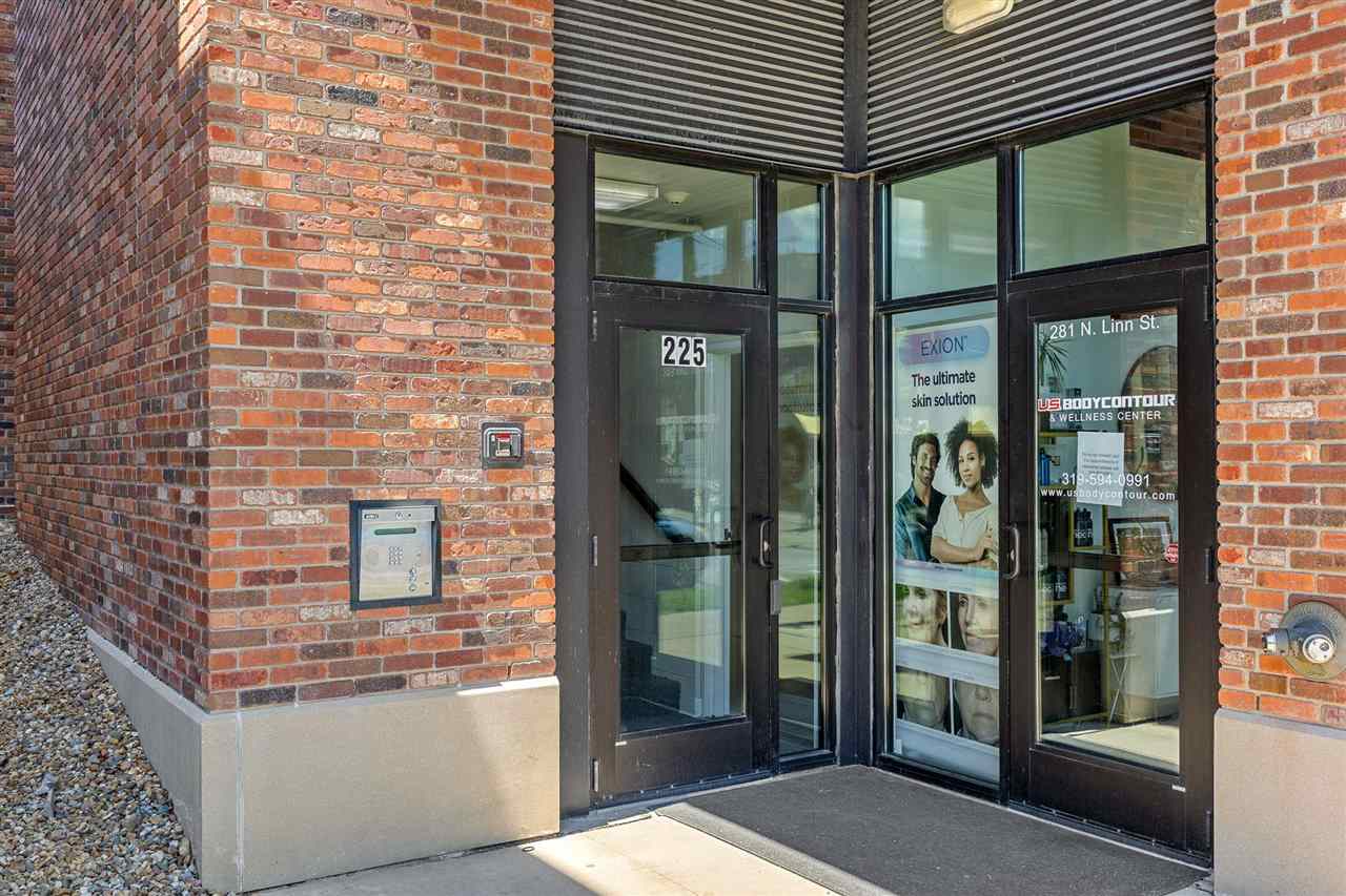 243 N Linn Street Iowa City IA 52245