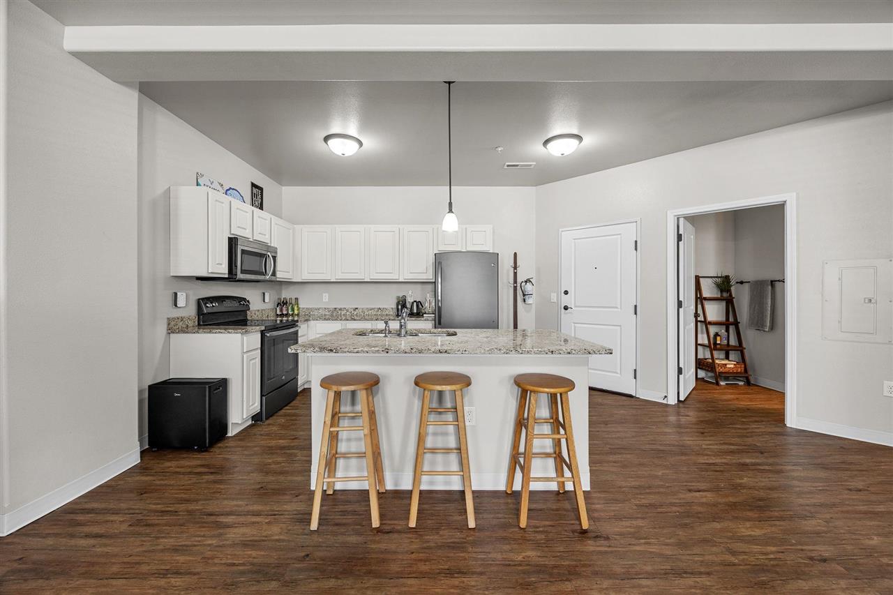 243 N Linn Street Iowa City IA 52245