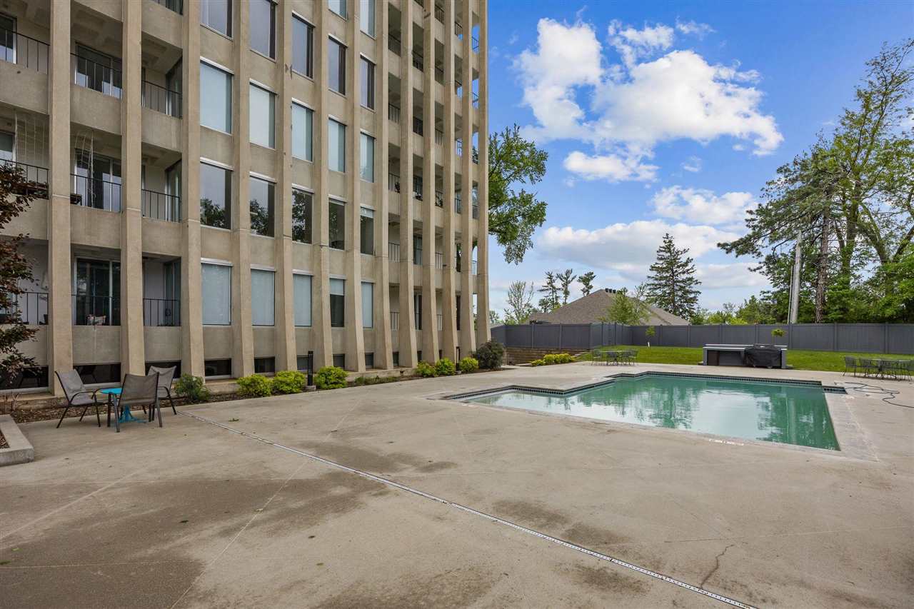 2222 1st Avenue NE Cedar Rapids IA 52402