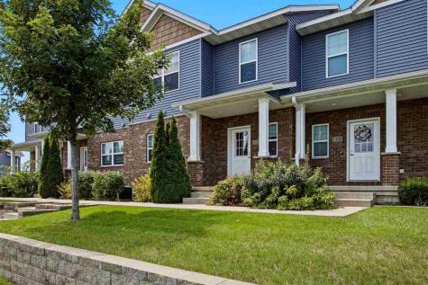 1110 Ivy Lane North Liberty IA 52317