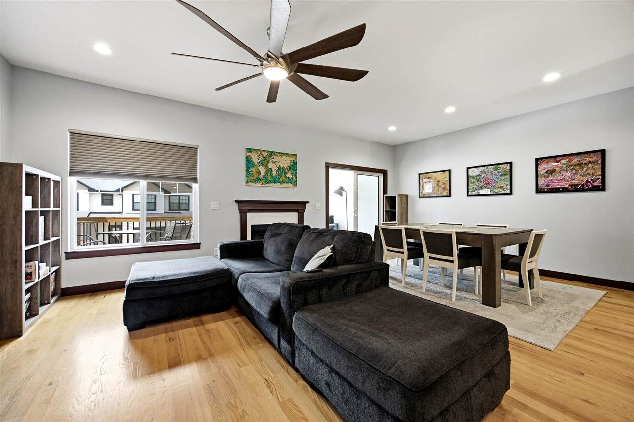 1110 Ivy Lane North Liberty IA 52317