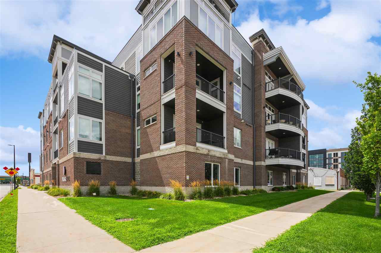 200 3rd Avenue SW Cedar Rapids IA 52404