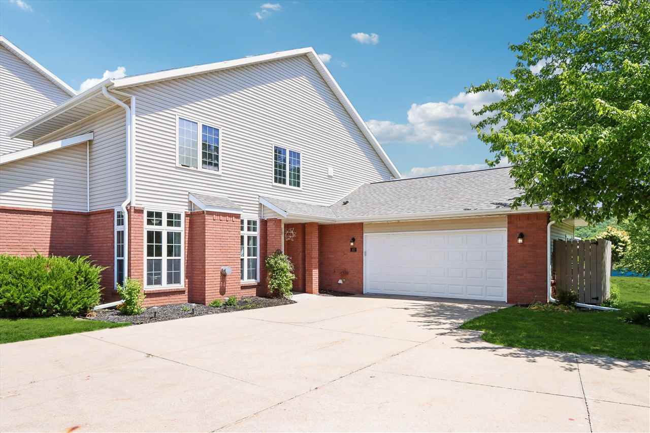 42 Pentire Circle Iowa City IA 52245