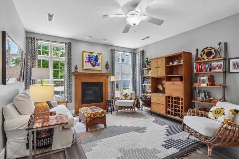 42 Pentire Circle Iowa City IA 52245