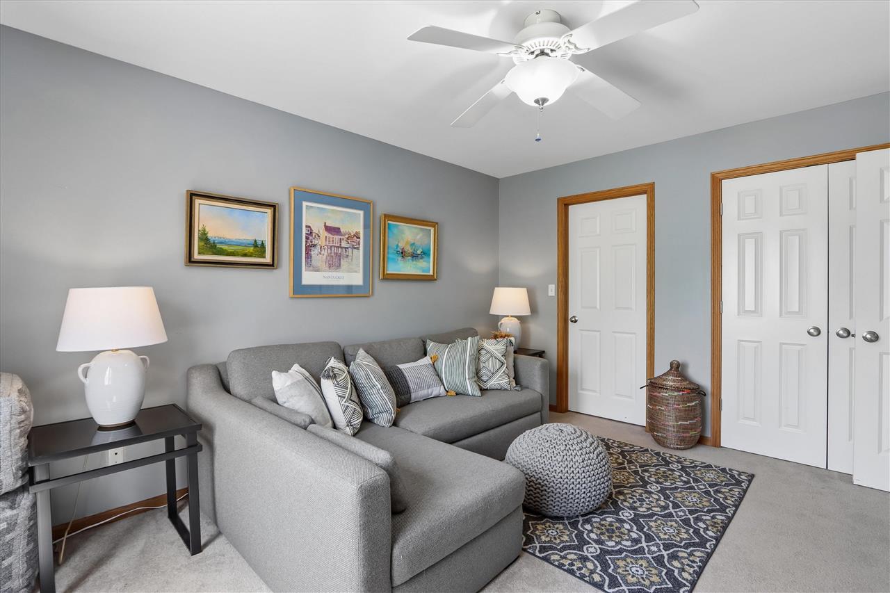 42 Pentire Circle Iowa City IA 52245