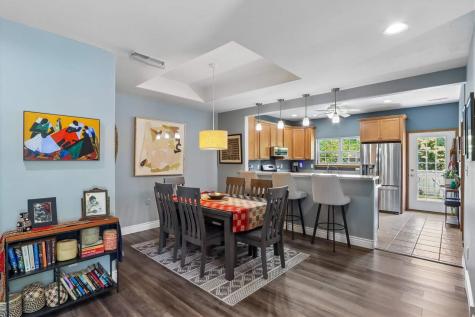 42 Pentire Circle Iowa City IA 52245