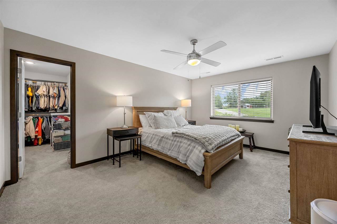 6 Holiday Ridge Lane Coralville IA 52241