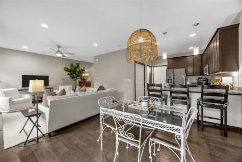 6 Holiday Ridge Lane Coralville IA 52241