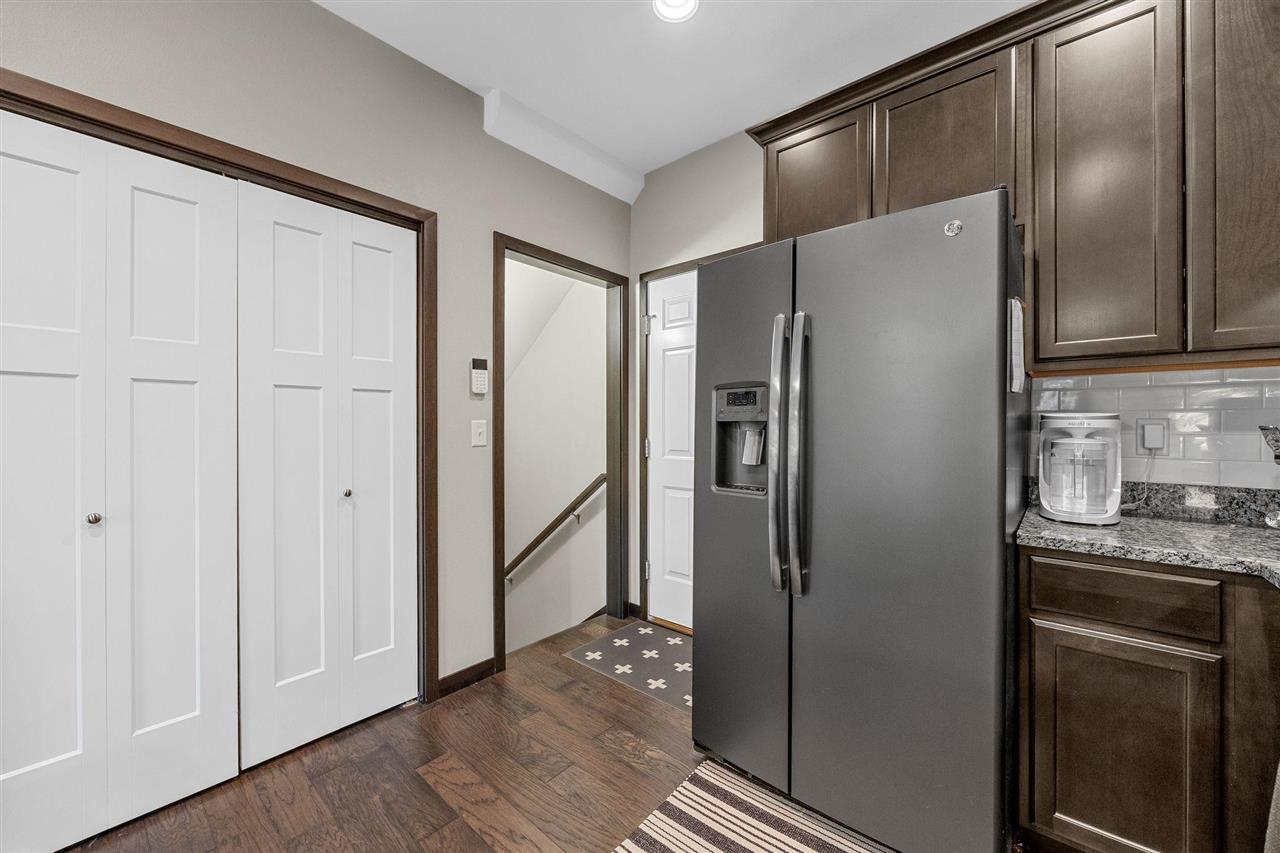 6 Holiday Ridge Lane Coralville IA 52241