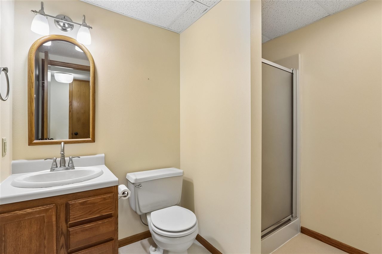 1022 Chatham Drive Williamsburg IA 52361