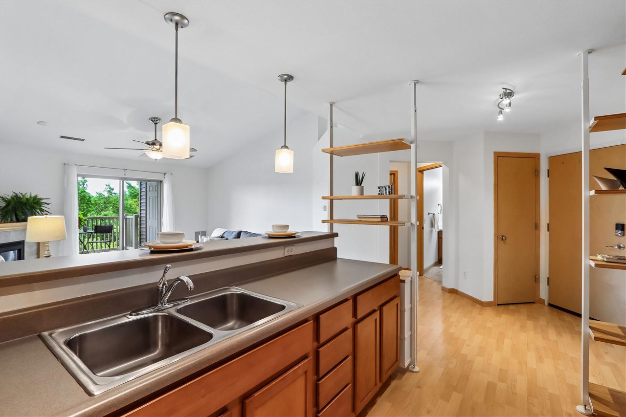 470 N 1st Avenue Iowa City IA 52245