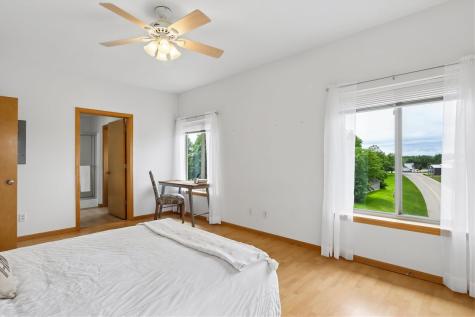470 N 1st Avenue Iowa City IA 52245