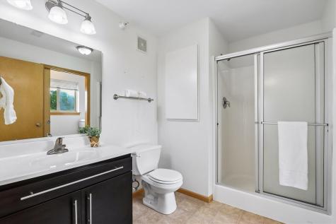 470 N 1st Avenue Iowa City IA 52245