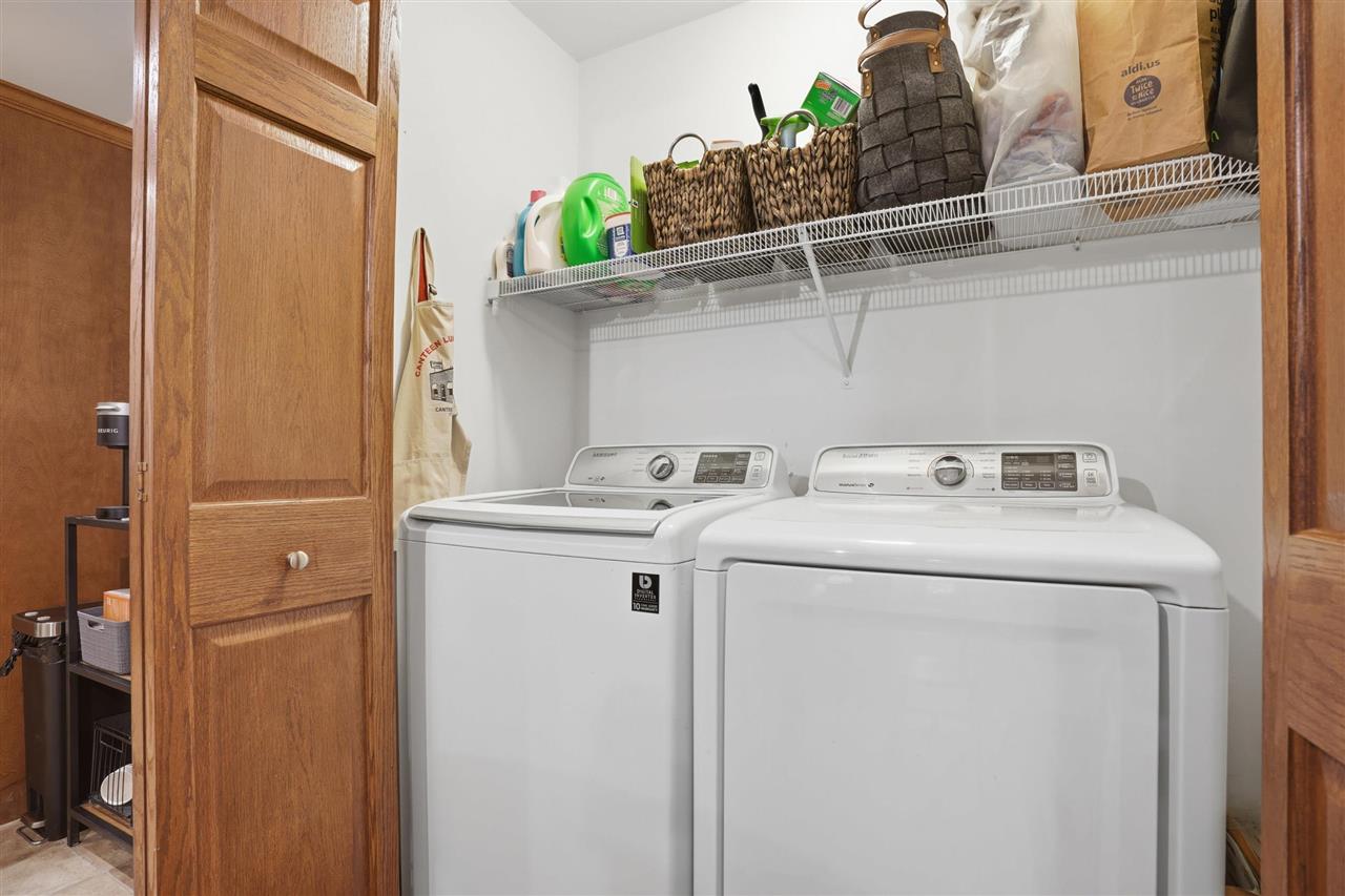 568 Meadow Oak Circle Fairfax IA 52228