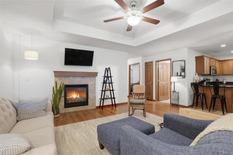 568 Meadow Oak Circle Fairfax IA 52228
