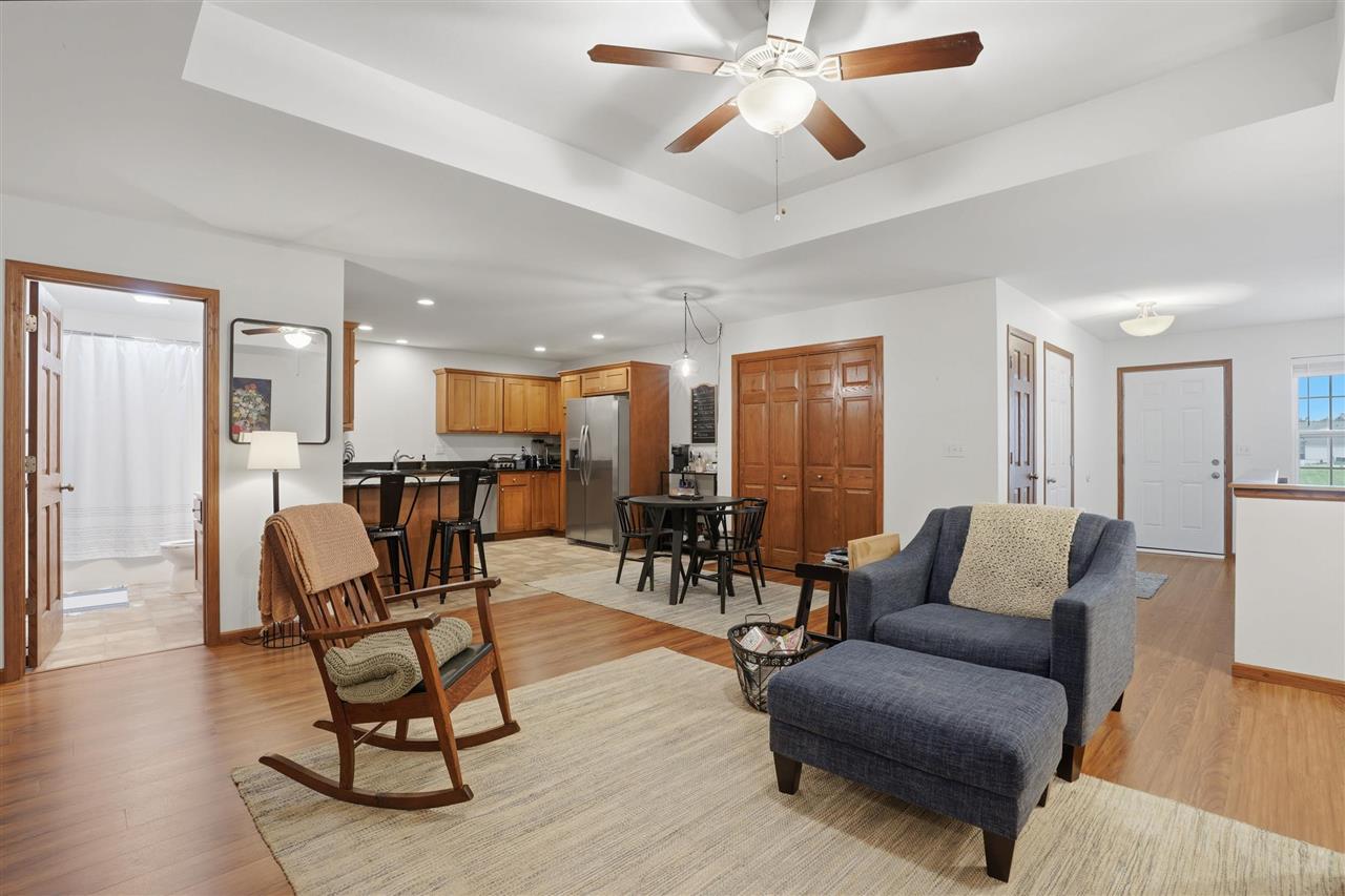 568 Meadow Oak Circle Fairfax IA 52228