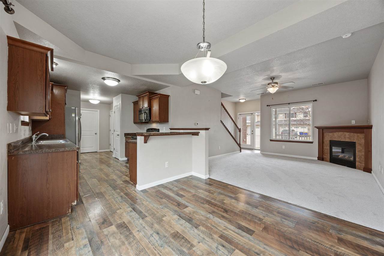 1497 Burr Drive North Liberty IA 52317
