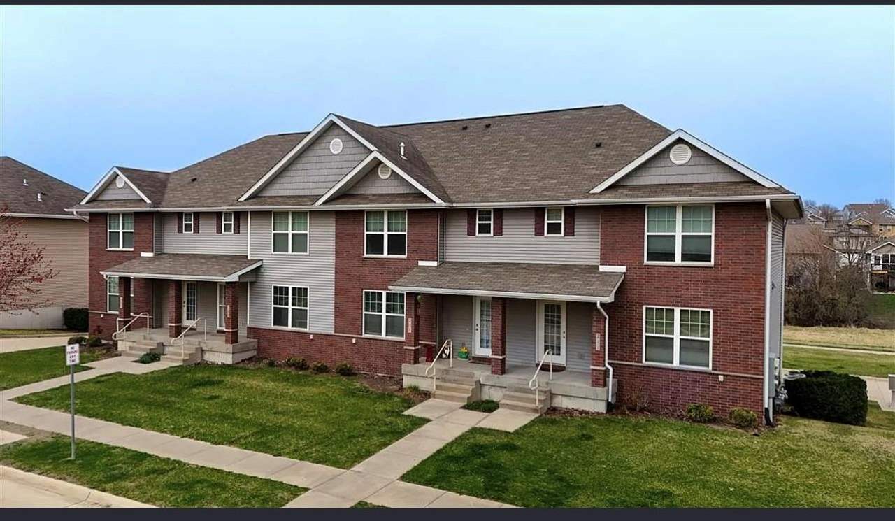 285 Huntington Drive Iowa City IA 52245